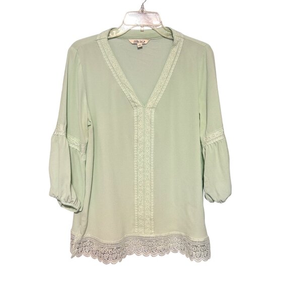 The Pioneer Woman Sage Green Crochet Trim Peasant Blouse With 3/4 Sleeves Size M - Picture 2 of 10
